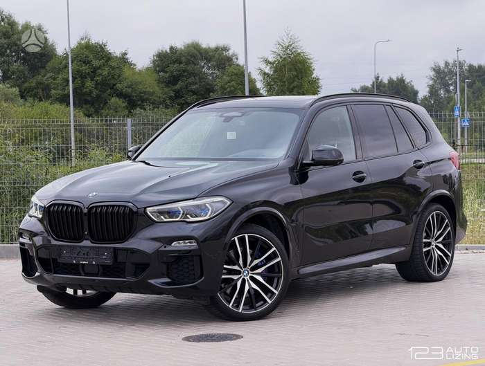 BMW X5, 3.0 l., Минивэн