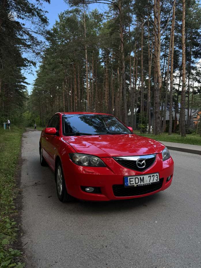 Mazda 3, 1.6 l., Седан