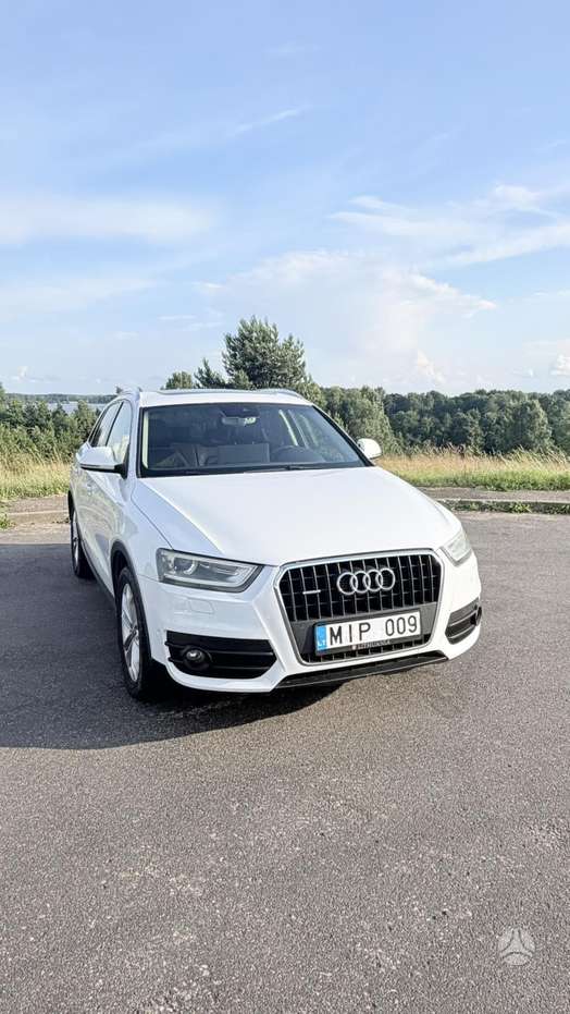 Audi Q3, 2.0 l., Внедорожник / Кроссовер