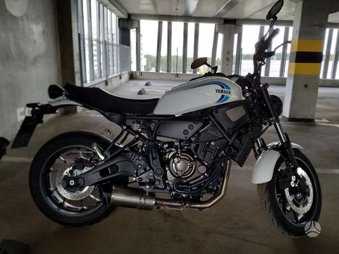 Yamaha XSR 700cc, street / klasikiniai