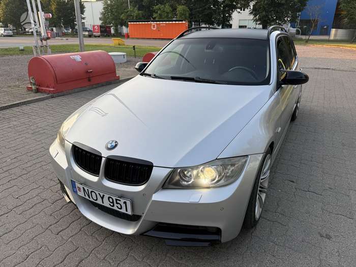 BMW 330, 3.0 l., Универсал