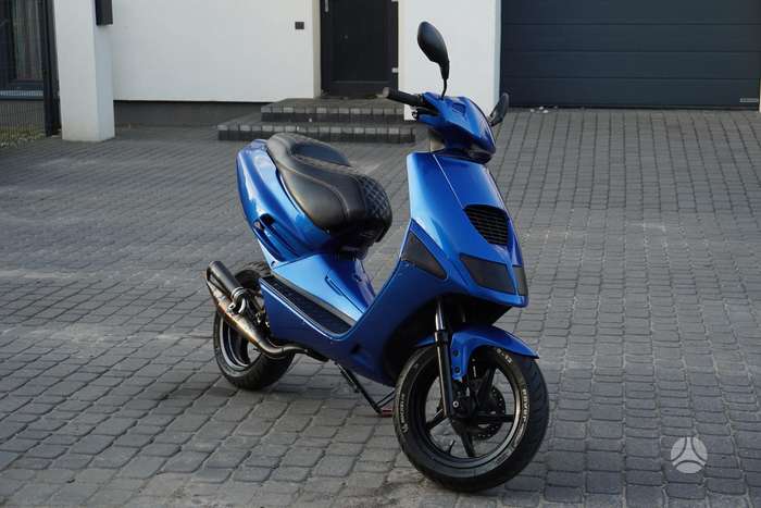Aprilia SR 50cc, scooters / mopeds