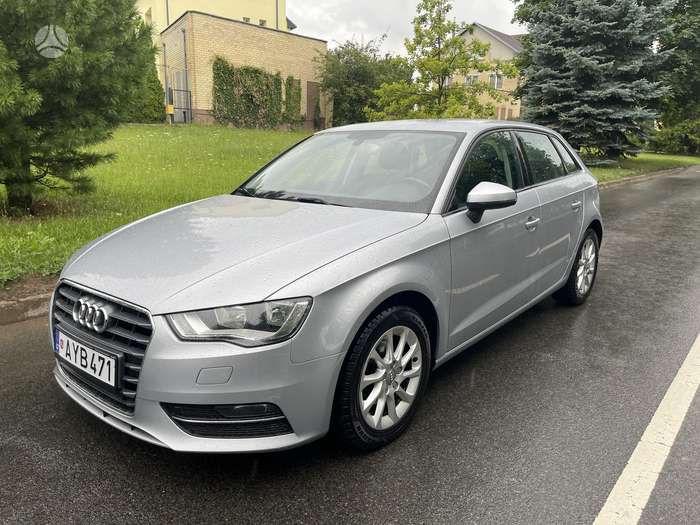 Audi A3, 1.6 l., Хэтчбек