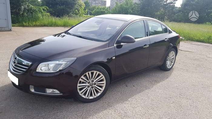 Opel Insignia, 2.0 l., Седан