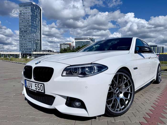 BMW 550, 4.4 l., Седан