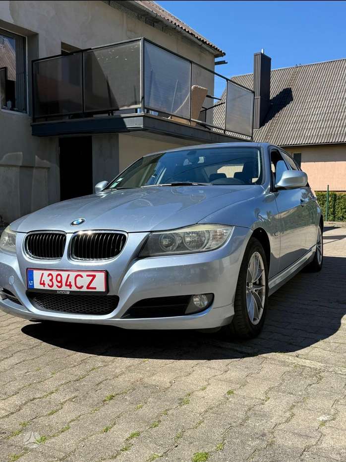 BMW 318, 2.0 l., Седан