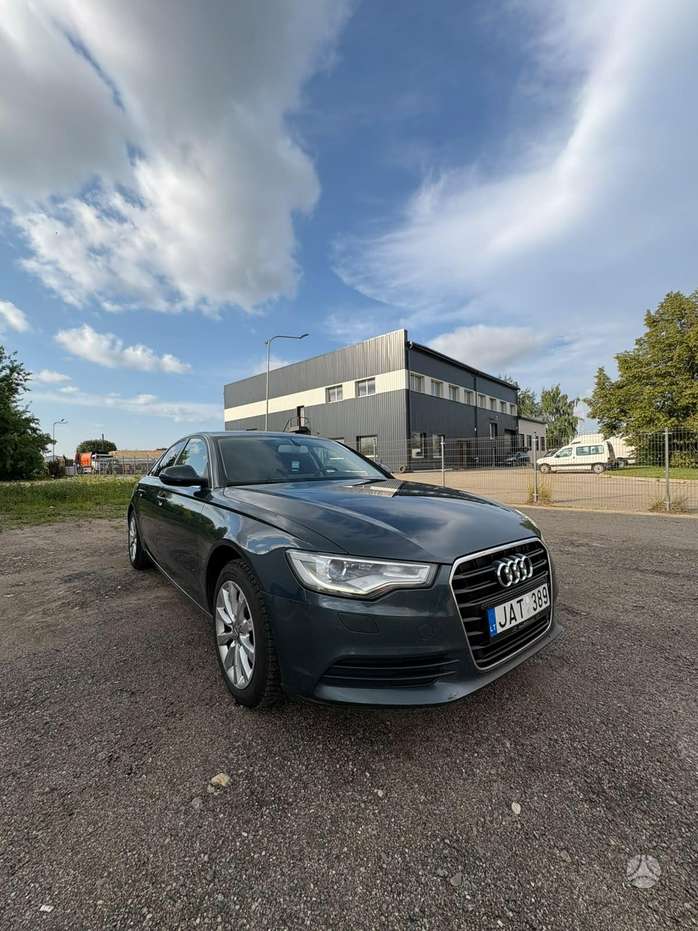 Audi A6, 2.8 l., Седан