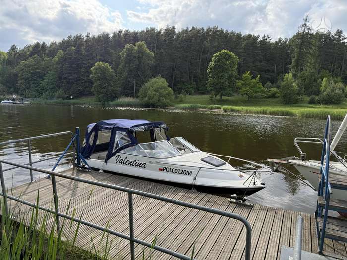 Bayliner Capri 1952, yachts / cruisers