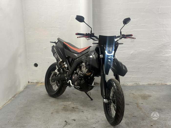 Aprilia SX 125cc, supermoto