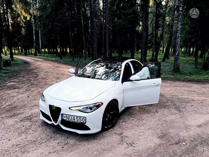 Alfa Romeo Giulia, 2.0 l., Седан