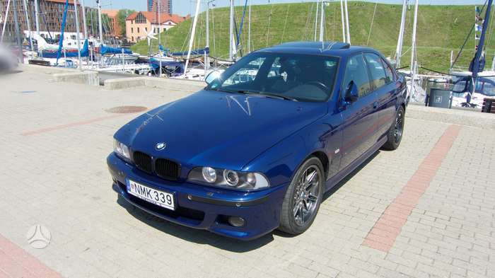 BMW M5, 4.9 l., Седан