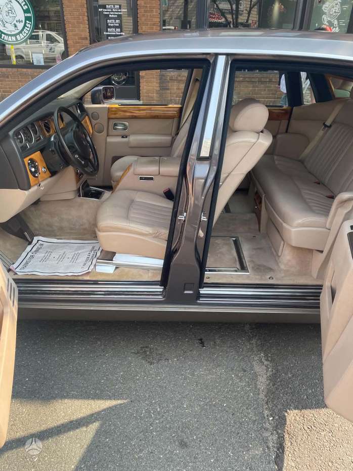 Rolls-Royce Phantom, 6.8 l., Седан