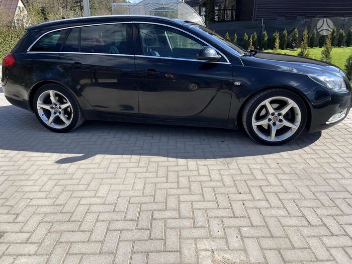 Opel Insignia, 2.0 l., Универсал