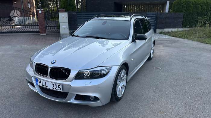 BMW 325, 3.0 l., wagon