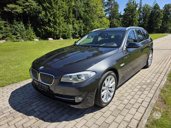 BMW 520, 2.0 l., universalas