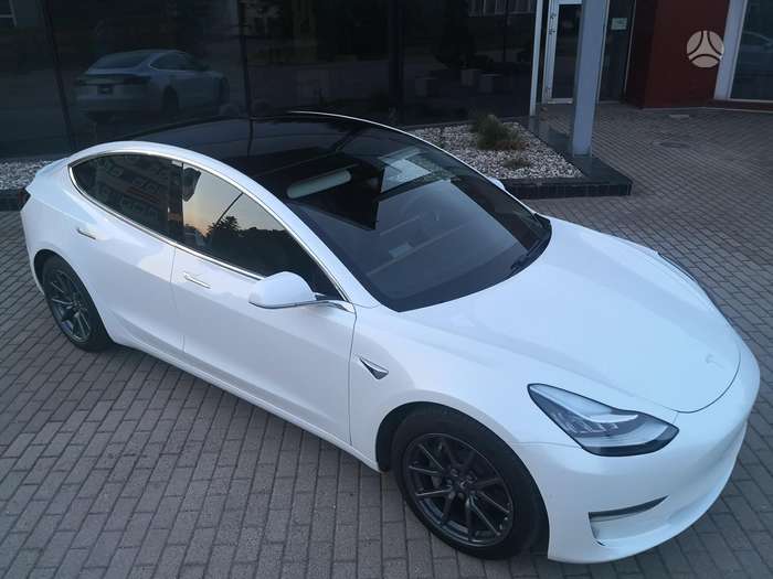 Tesla Model 3, 82 kWh, sedanas