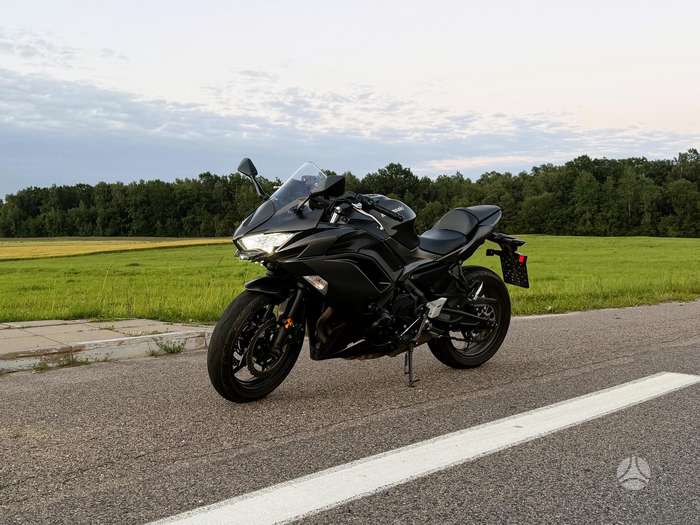 Kawasaki EX 649cc, street / classic