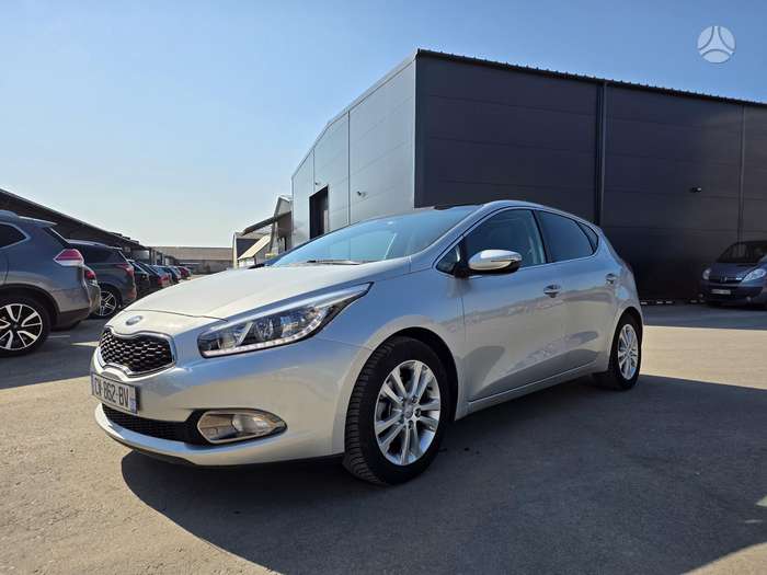 Kia Ceed, 1.6 l., Хэтчбек