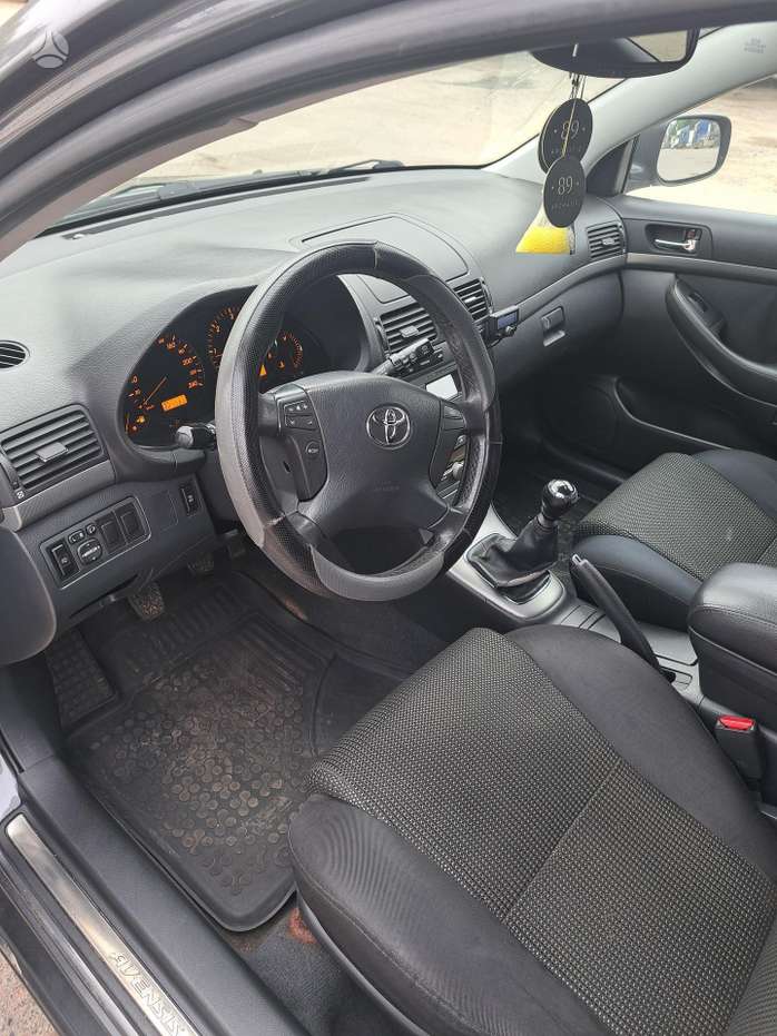 Toyota Avensis, 2.2 l., Универсал