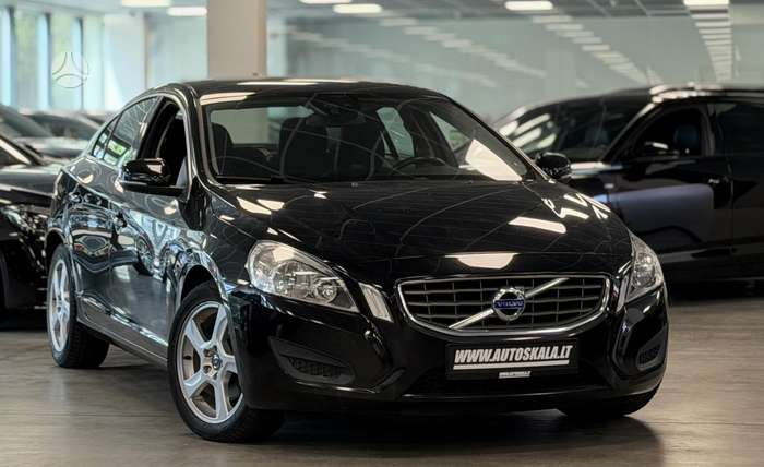 Volvo S60, 2.0 l., Седан