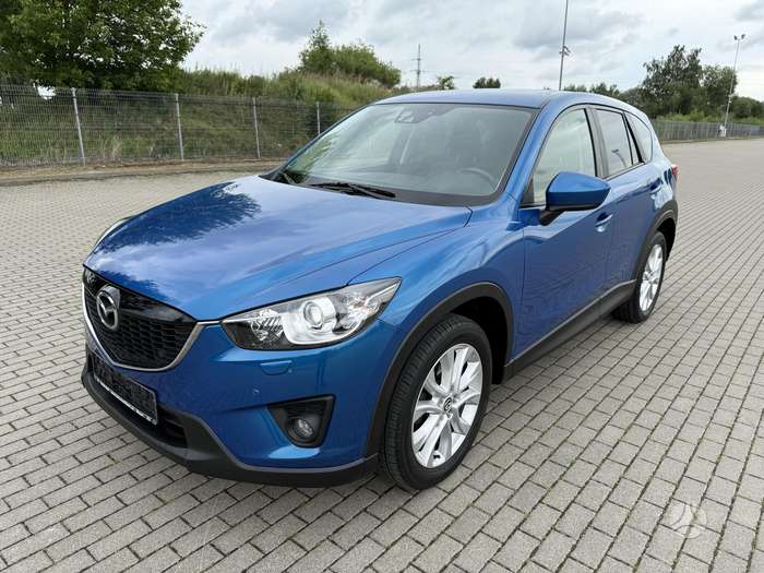 Mazda CX-5, 2.2 l., off-road / crossover