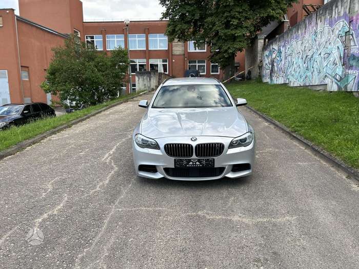 BMW 530, 3.0 l., wagon