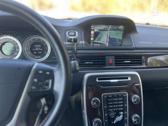 Volvo XC70, 3.2 l., Универсал