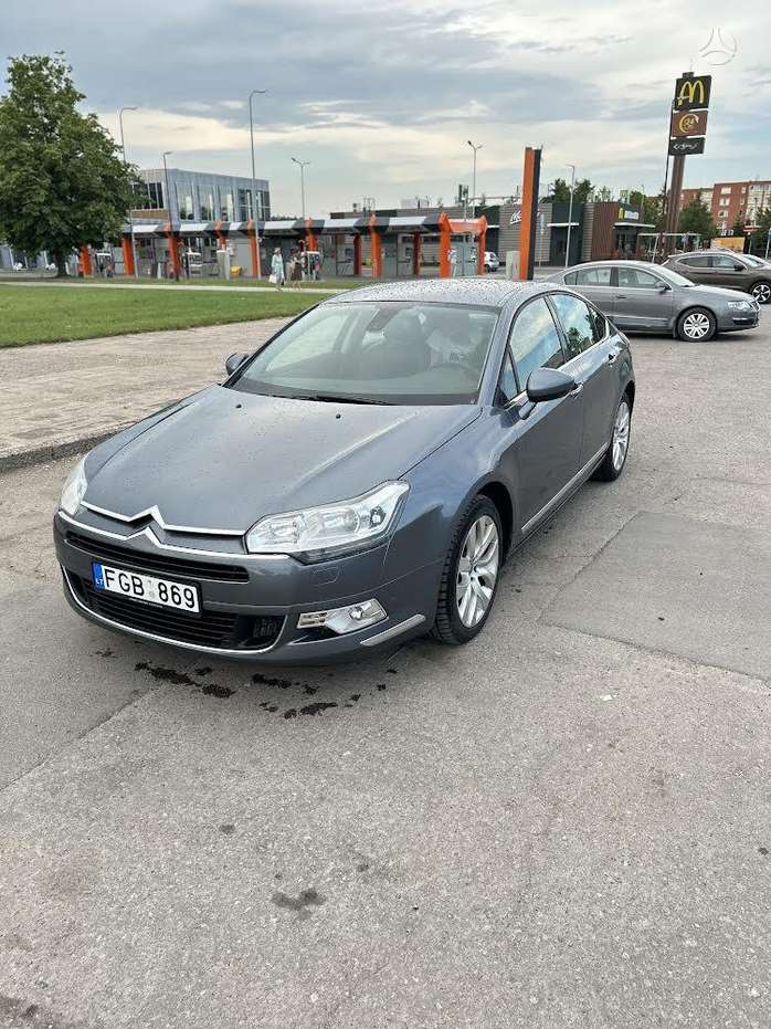 Citroen C5, 2.2 l., sedanas