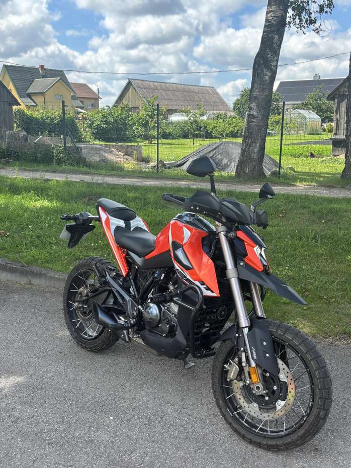 Zontes 125C 125cc, scooters / mopeds