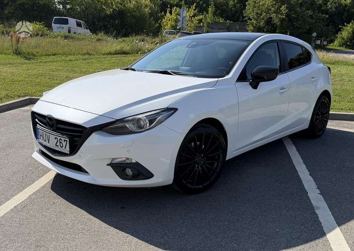 Mazda 3, 2.0 l., Хэтчбек
