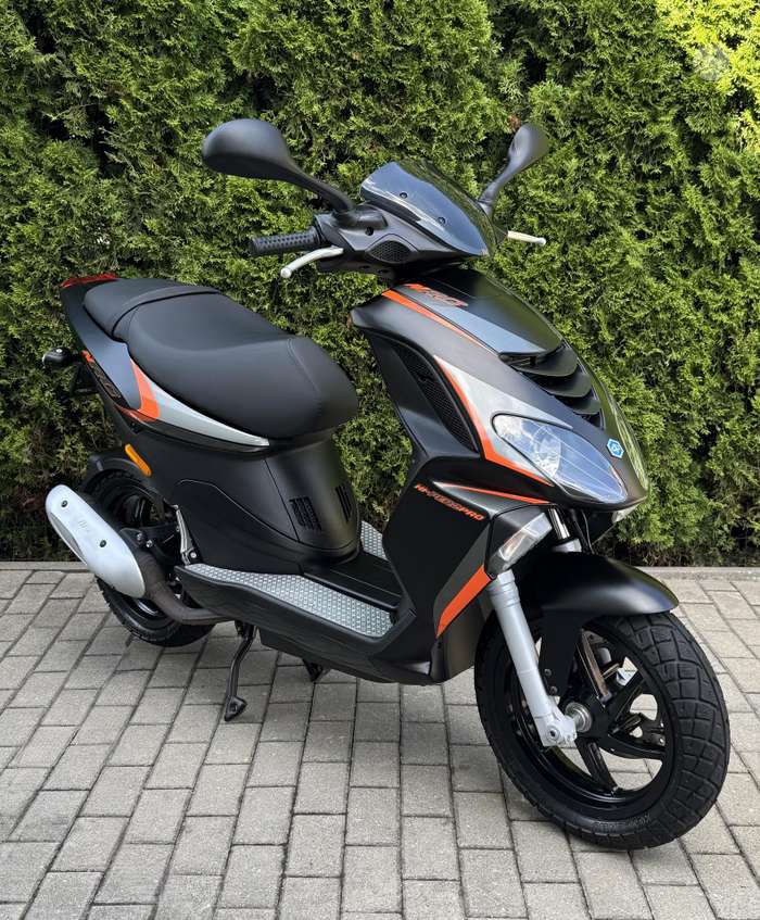 Piaggio NRG 49cc, scooters / mopeds