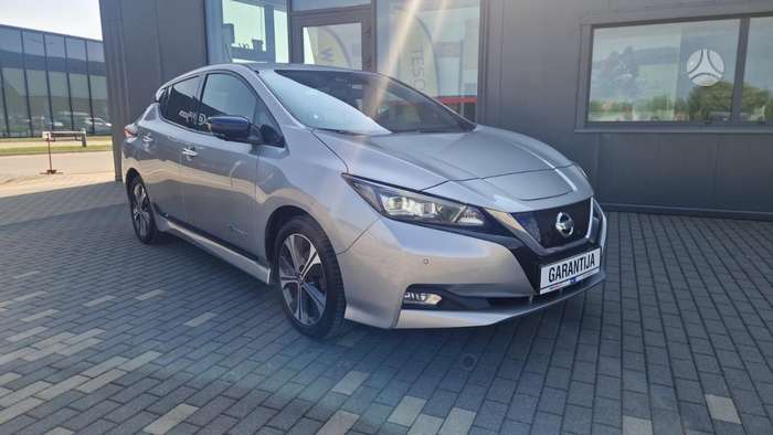 Nissan Leaf, hečbekas