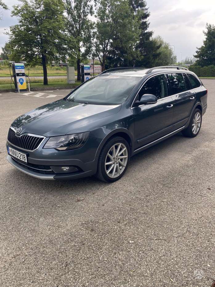 Skoda Superb, 2.0 l., Универсал