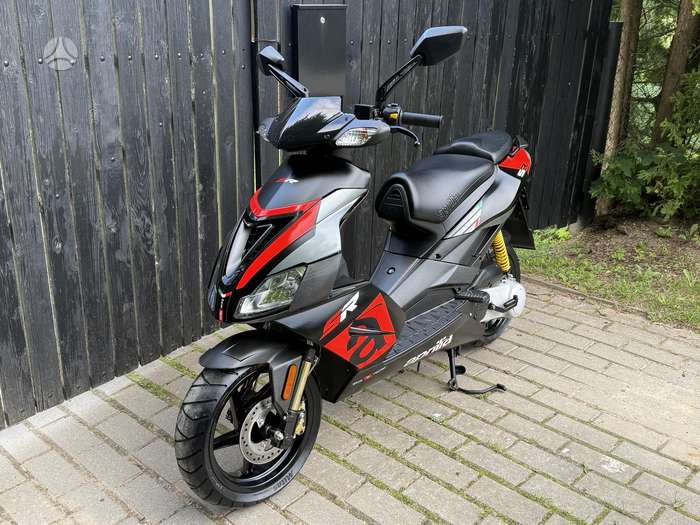 Aprilia SR 49cc, мотороллеры / мопеды