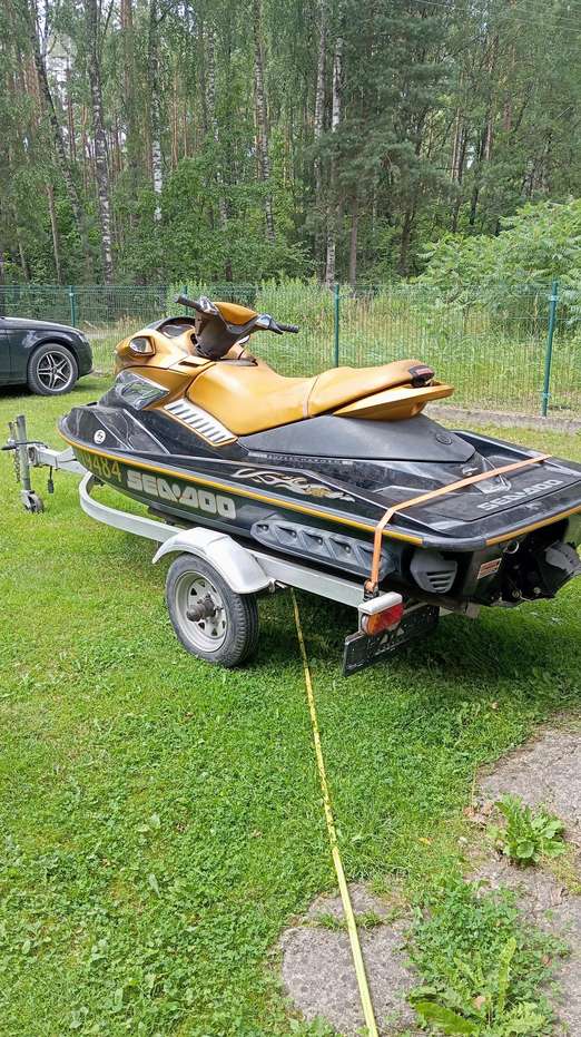 Sea-Doo RXP215, jet skis