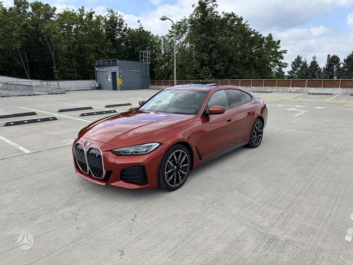 BMW i4, hečbekas