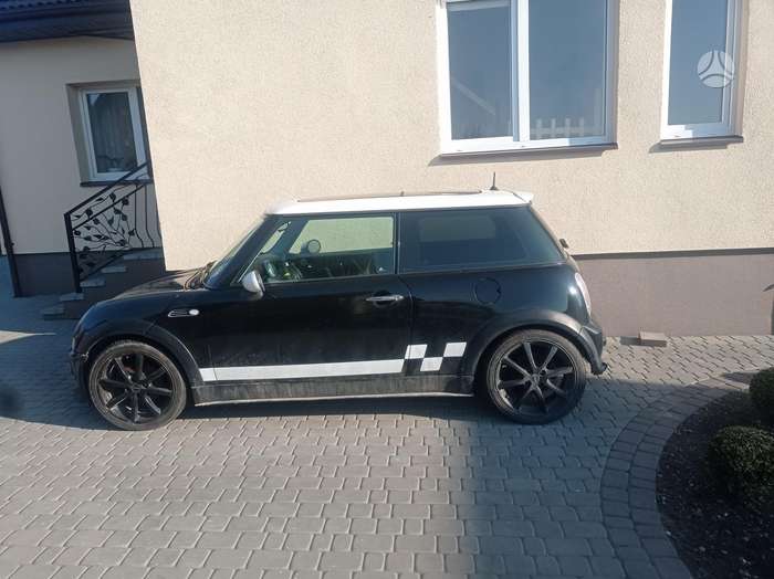 Mini Cooper, 1.6 l., hatchback