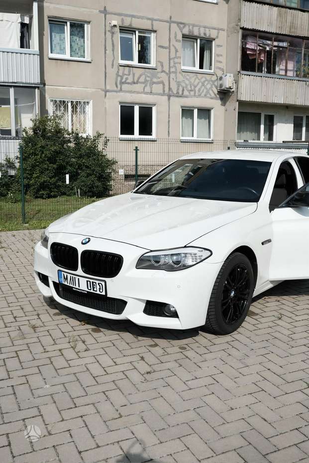 BMW 520, 2.0 l., Седан