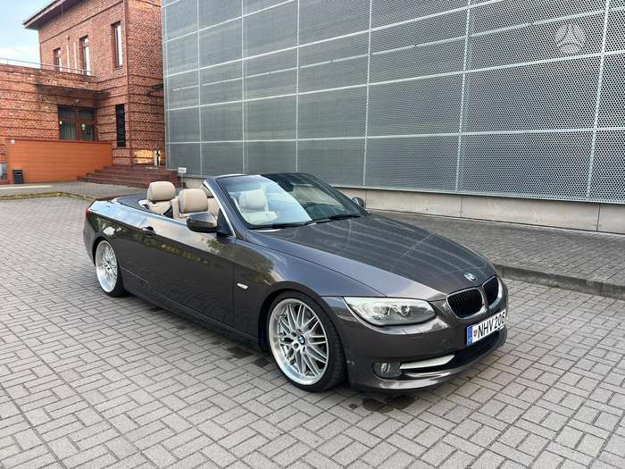 BMW 320, Кабриолет