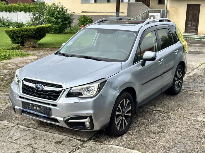 Subaru Forester, 2.0 l., off-road / crossover