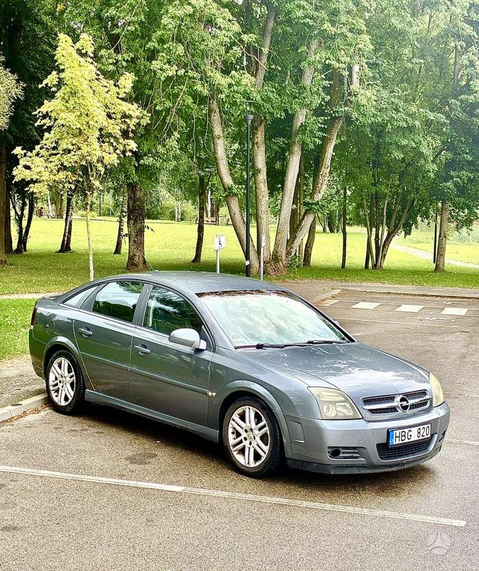 Opel Vectra, 2.2 l., hatchback