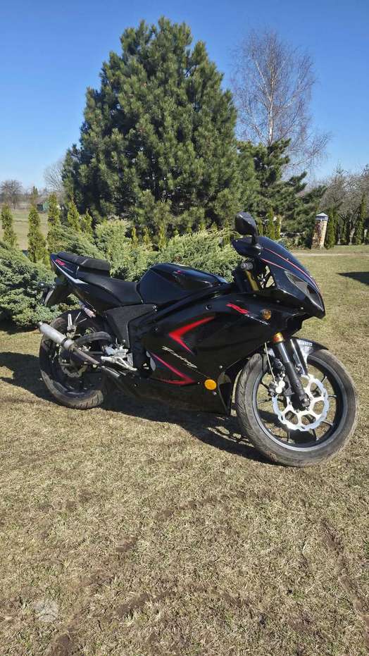 Rieju RS 50cc, scooters / mopeds