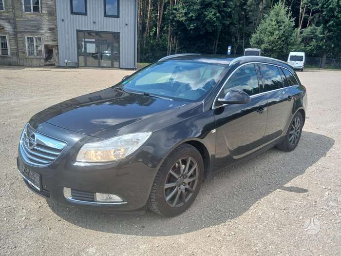 Opel Insignia, 2.0 l., wagon