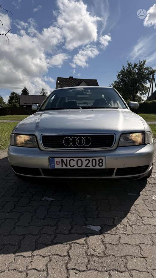 Audi A4, 1.6 l., Седан