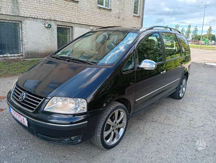 Volkswagen Sharan, 2.0 l., Минивэн