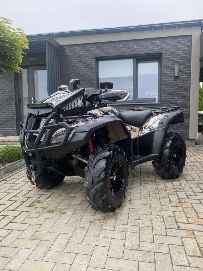 Honda TRX 680cc, квадроциклы