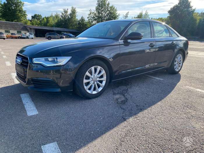 Audi A6, 2.0 l., Седан