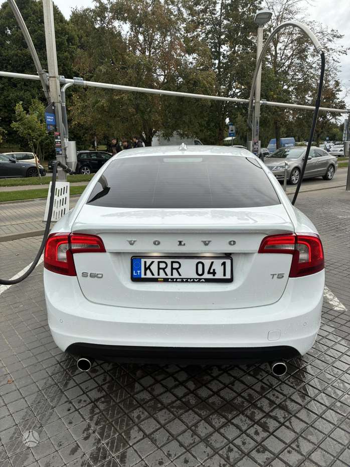 Volvo S60, 2.5 l., Седан