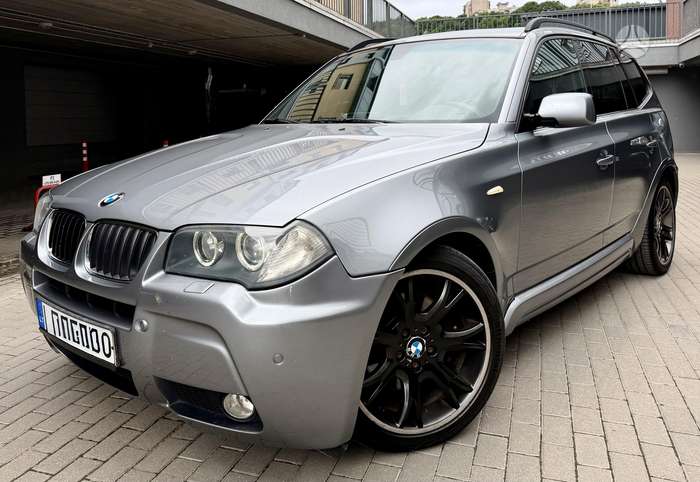 BMW X3, off-road / crossover