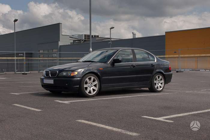 BMW 330, 3.0 l., Седан
